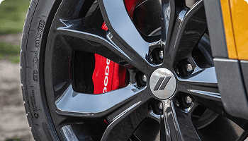 SEGMENT-EXCLUSIVE AVAILABLE BREMBO BRAKES*
