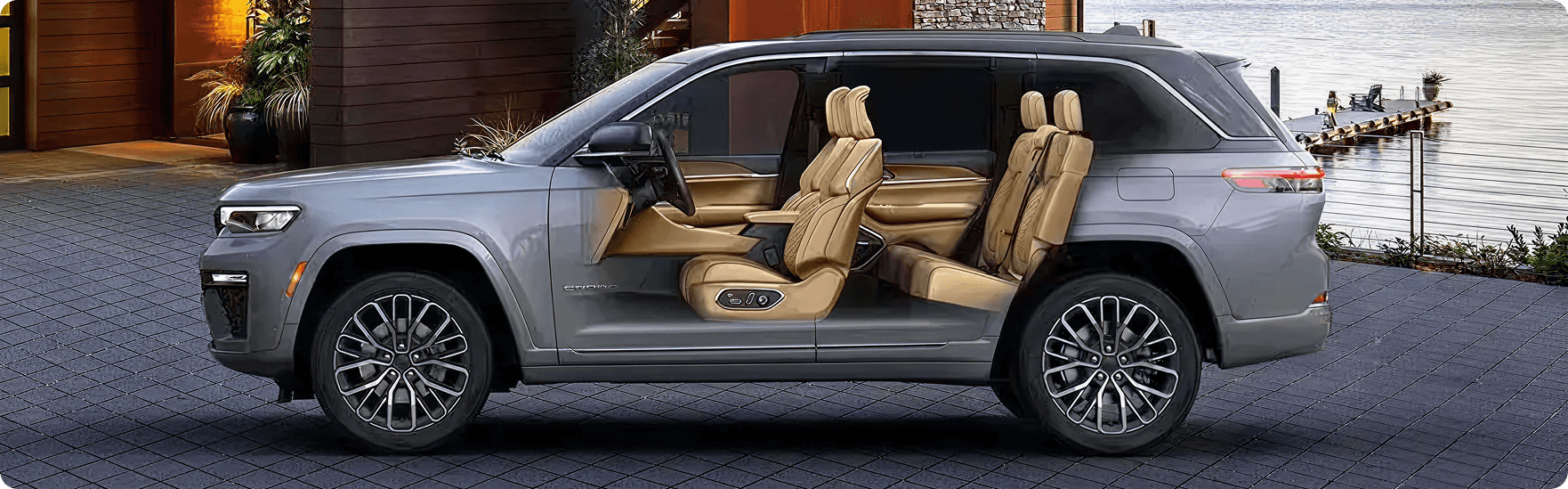 2-Row Grand Cherokee interior