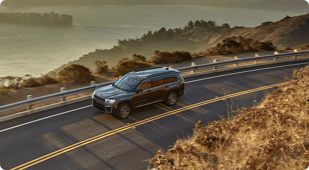 Grand Cherokee L cargo space