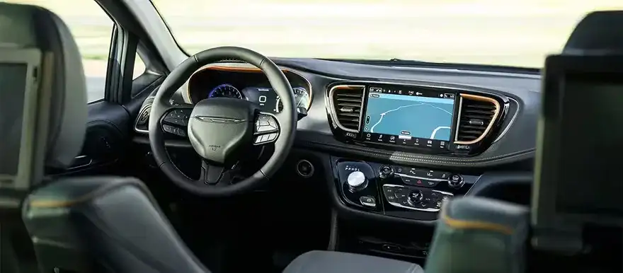 10.1-inch Uconnect 5 touchscreen