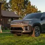 A-Couple-Enjoying-the-Space-and-Style-of-the-2026-Jeep-Grand-Wagoneer