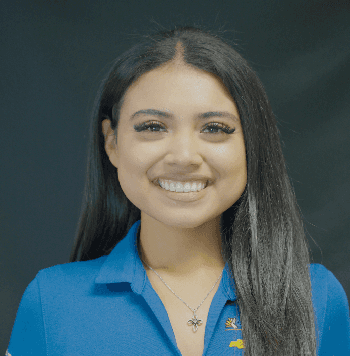 Stephany Meza