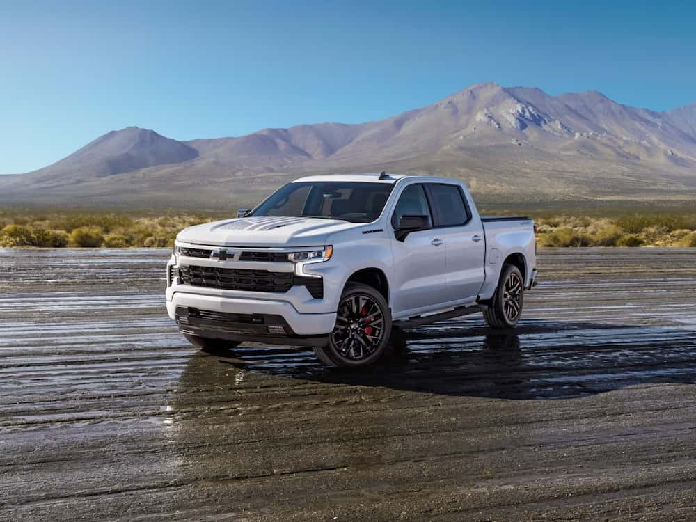 Chevrolet Silverado Chevy Silverado Star and Steel Edition in Muddy Path