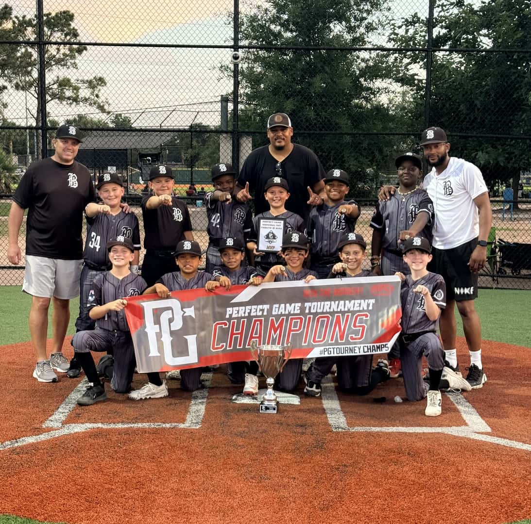 photo of kids baseball team