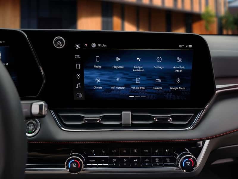 25 Chevy Equinox Interior Tech