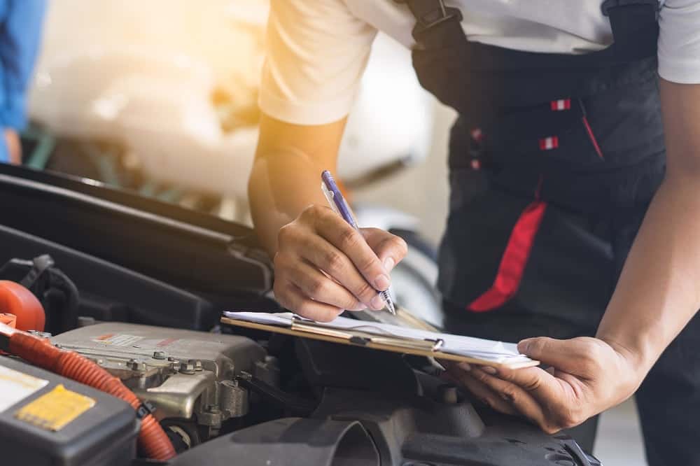 Knowing When It’s Time to Replace Nissan Parts