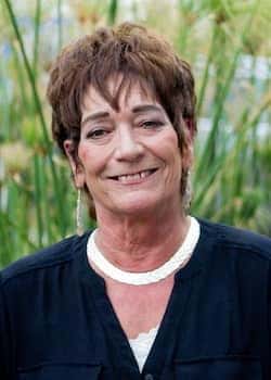 KAY   MOTTIN