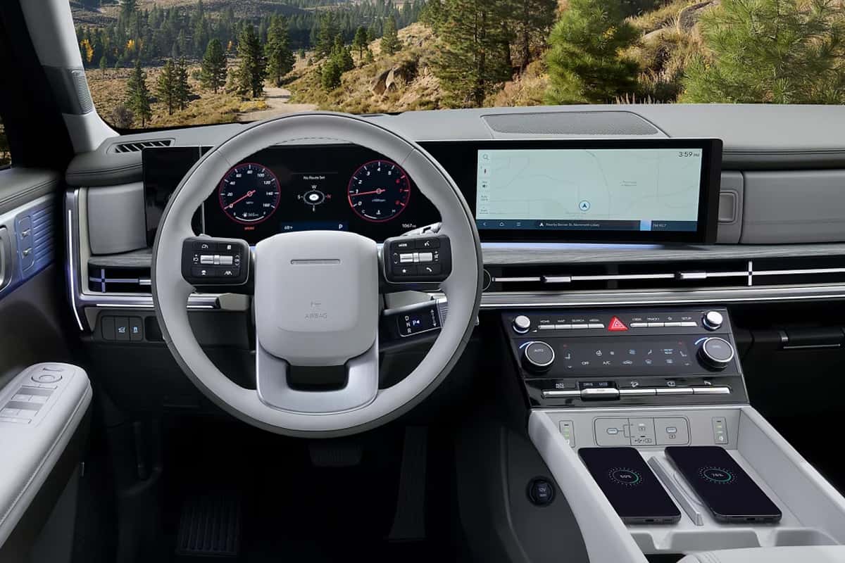Hyundai interior features