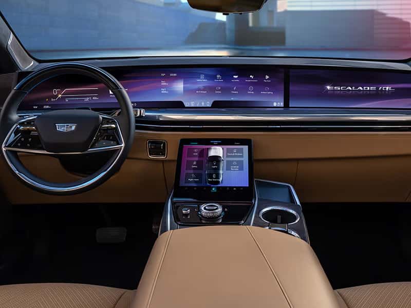 Cadillac Escalade 55-inch Horizon Display and technology