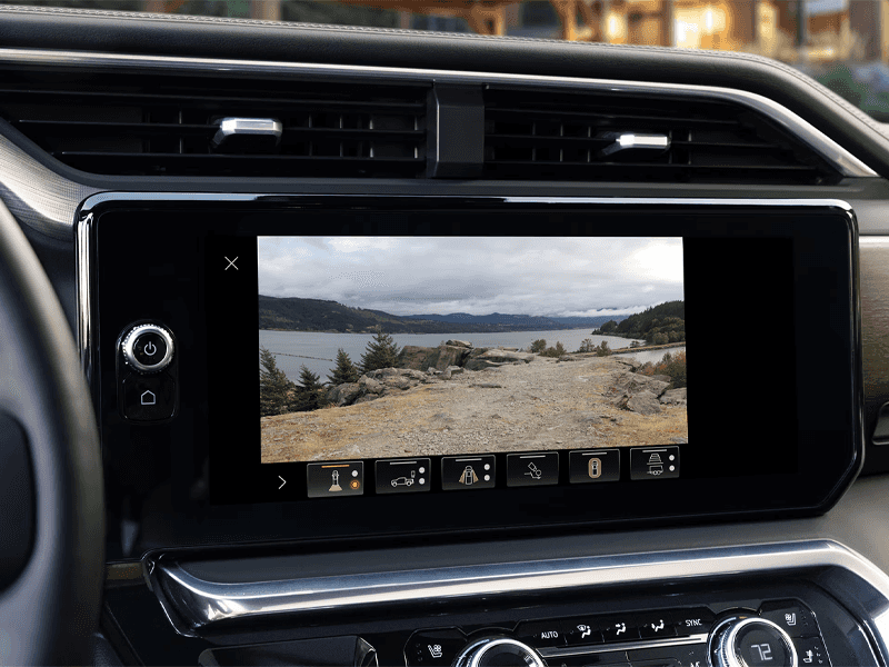 GMC Sierra 1500 technology and driver assistance