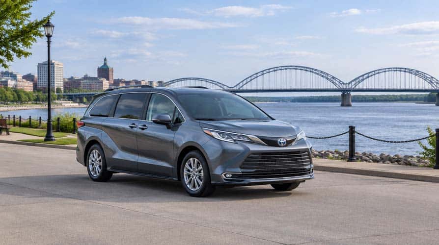 Minivans for sale near the Quad Cities