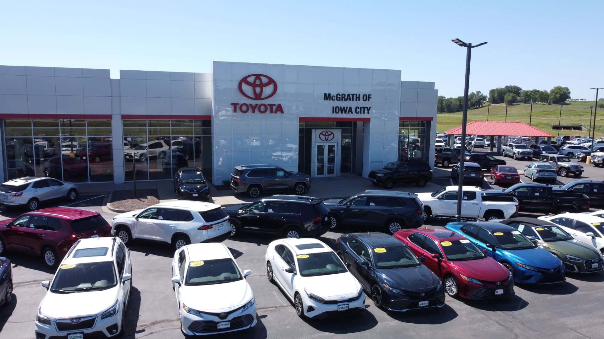 Auto Dealers in Cedar Rapids IA | McGrath Toyota of Iowa City