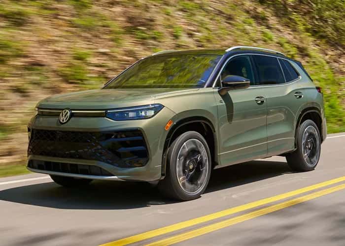 Volkswagen Atlas features near Davenport IA