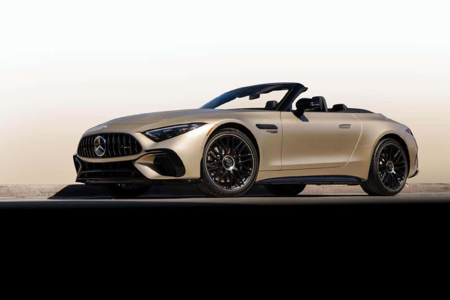 Exclusive Mercedes-AMG SL 63 MANUFAKTUR Golden Coast Makes a