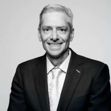 Mark    Becker