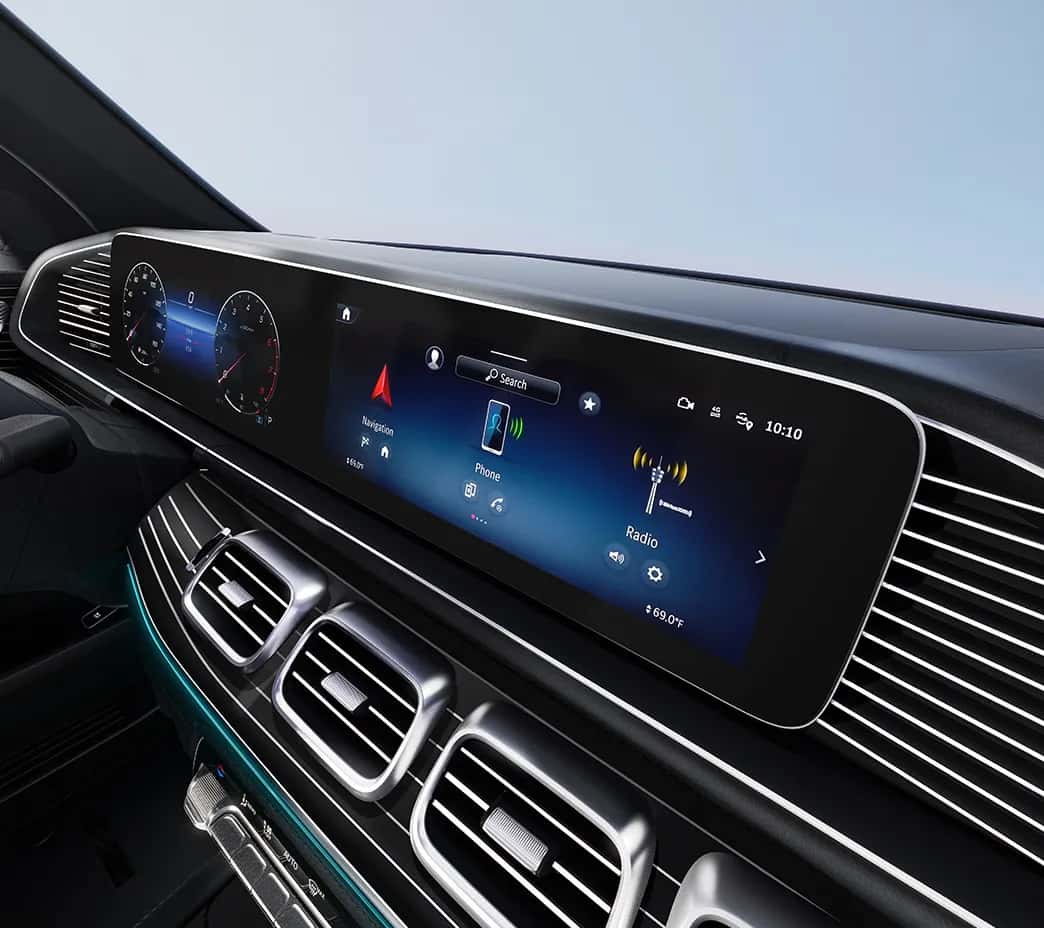 Infotainment system in the 2026 MB GLE Coupe
