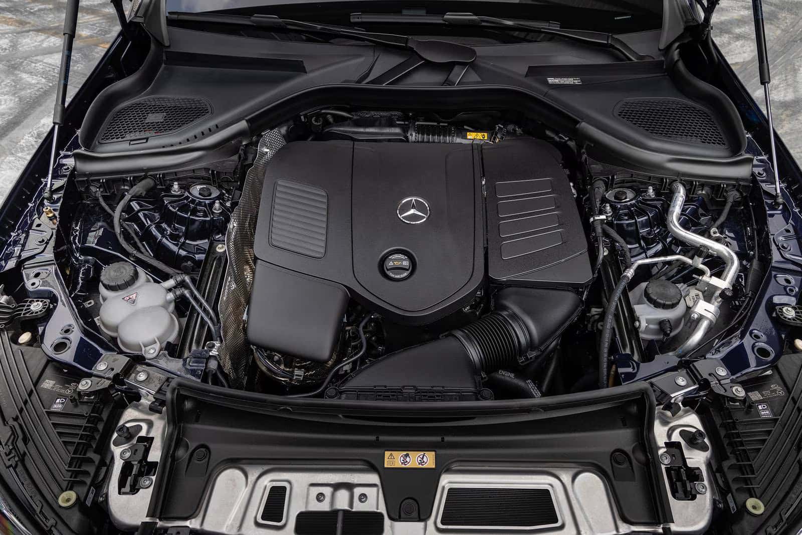 2026 Mercedes-Benz GLC 300 Engine