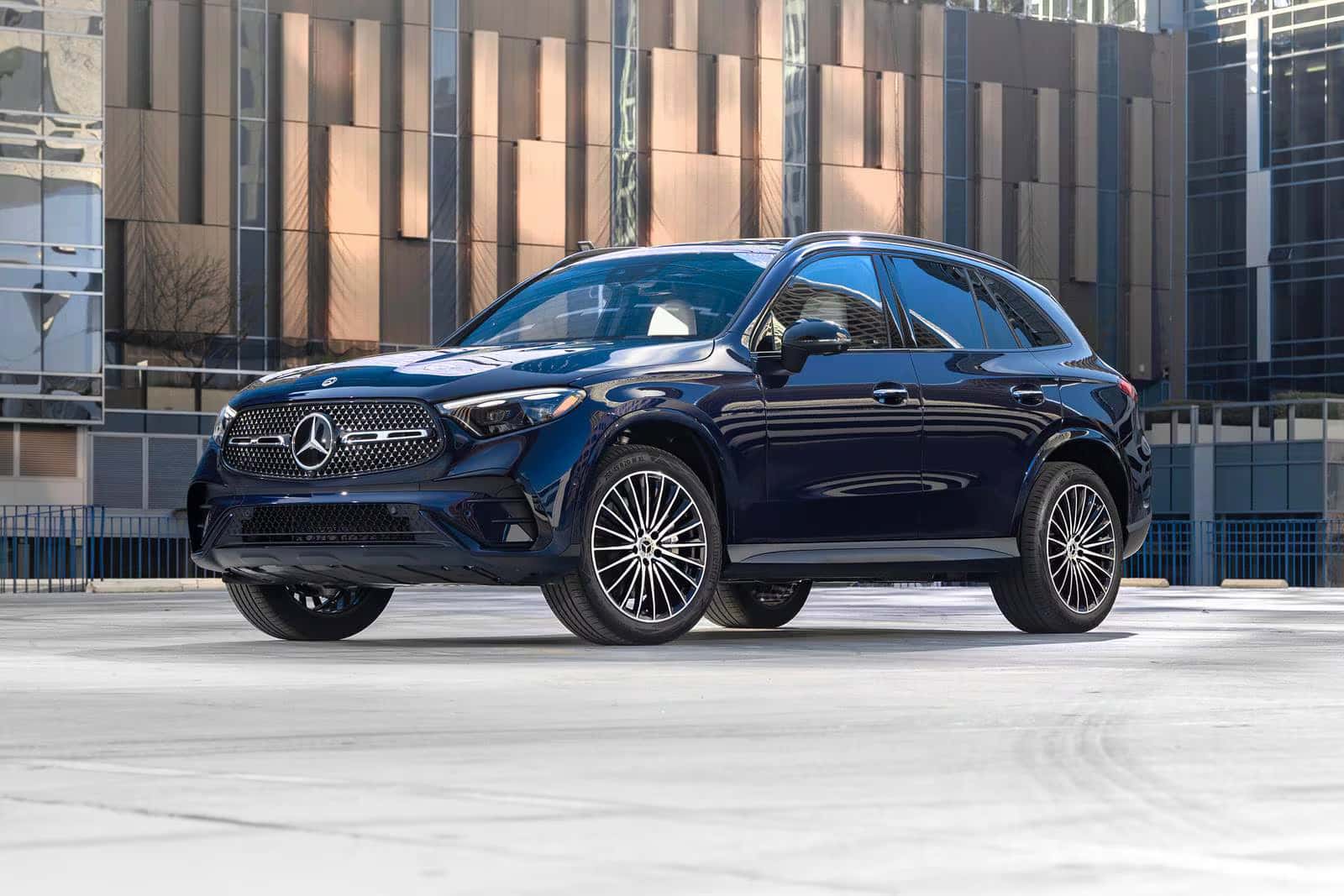 2026 Mercedes-Benz GLC 300 vs GLC 350e