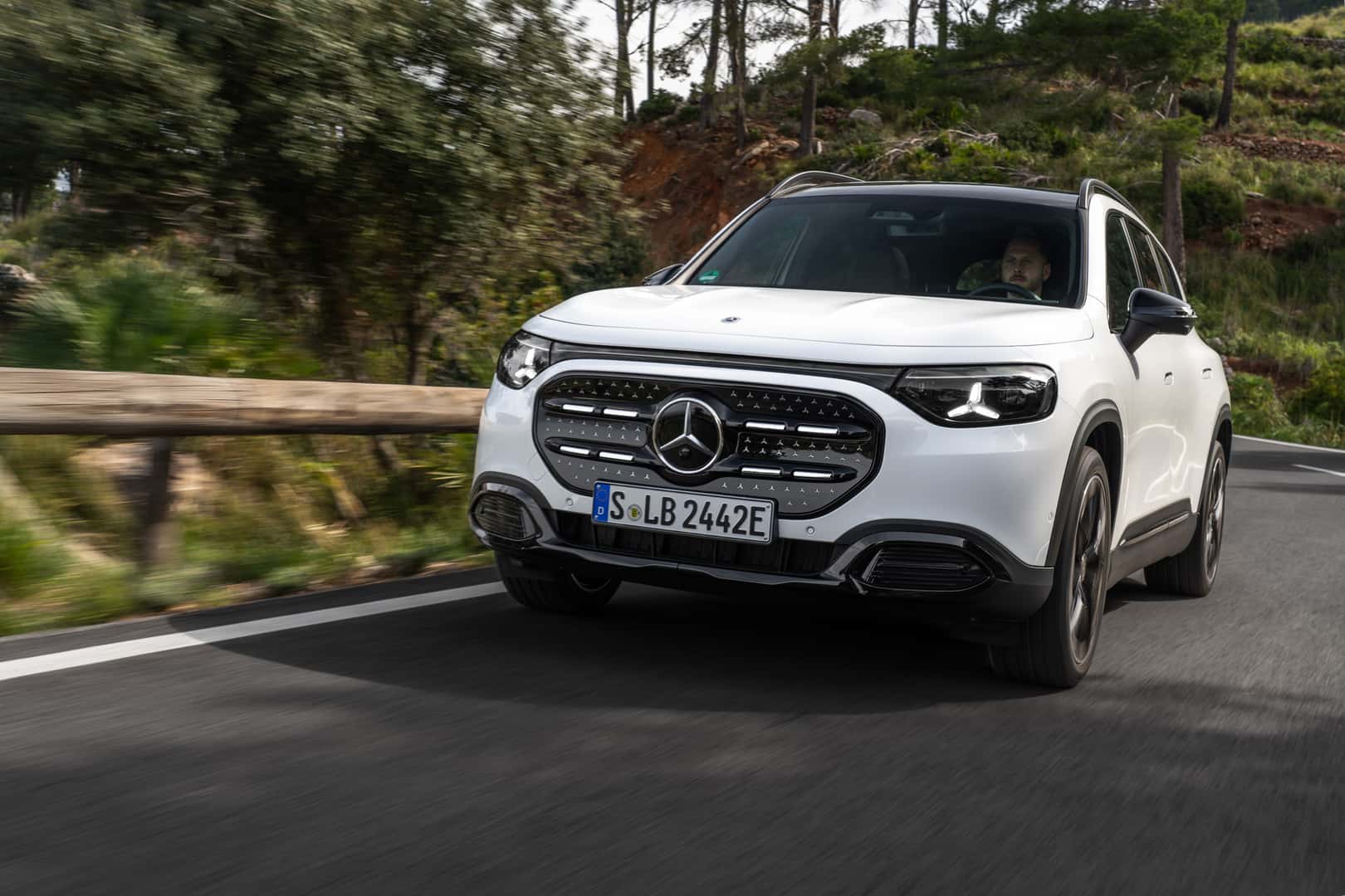 2026 Mercedes-Benz GLB SUV Interior