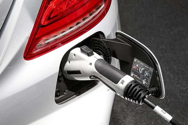 Mercedes-Benz S-Class plug-in hybrid charging.