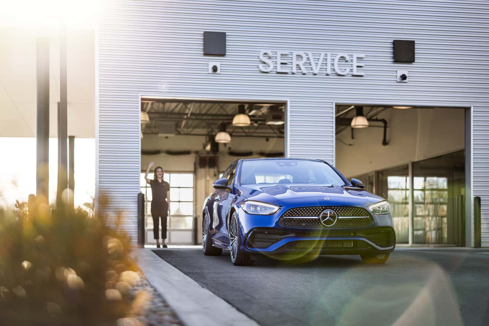 Mercedes-Benz of Milwaukee North service center