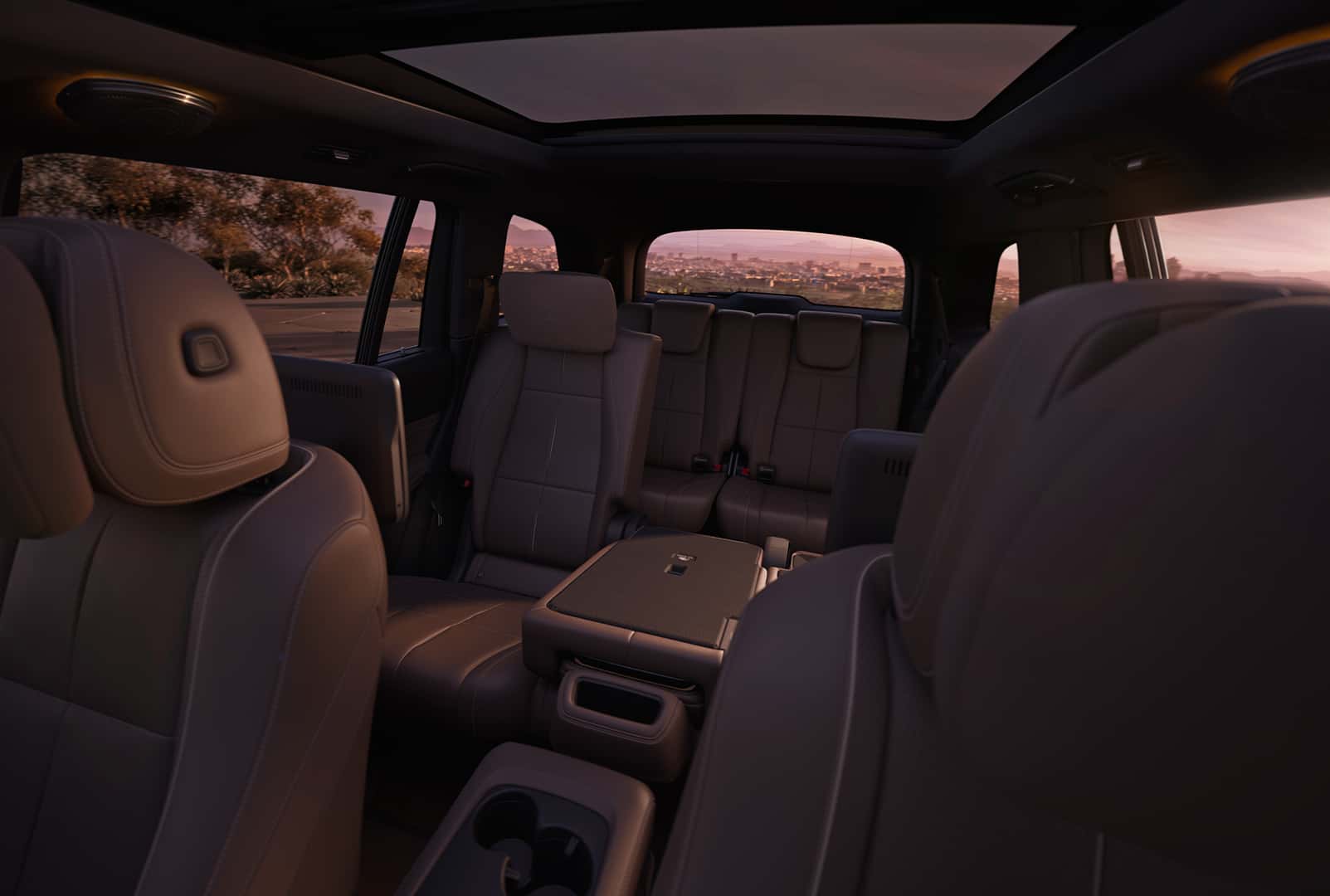 2027 Mercedes-Benz GLS interior and cargo space
