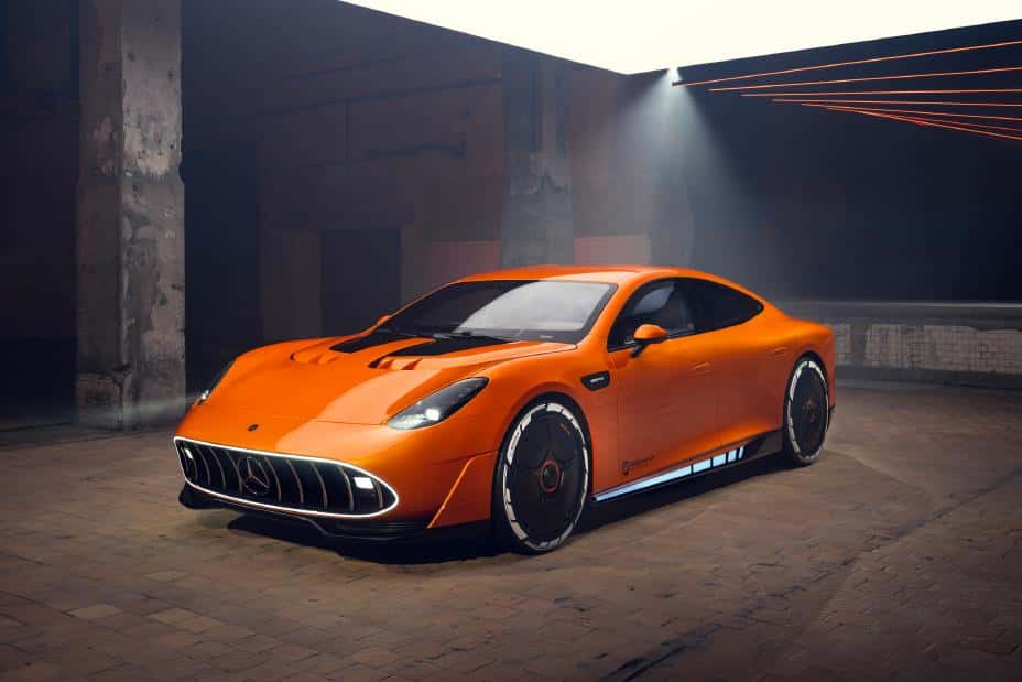 The Mercedes-AMG® GT XX Concept: Record-Breaking EV Test Lab