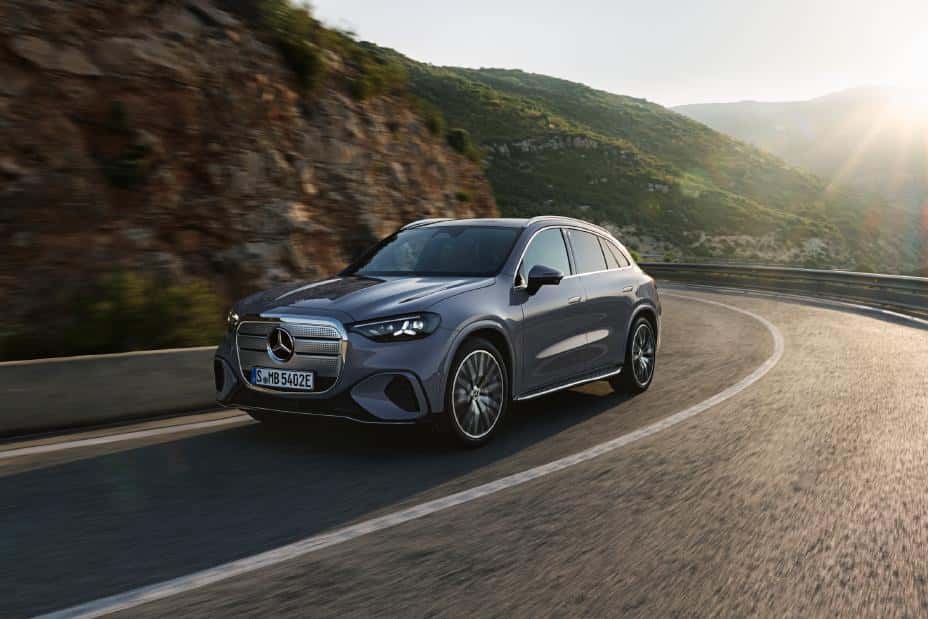 Mercedes Benz GLC Front View