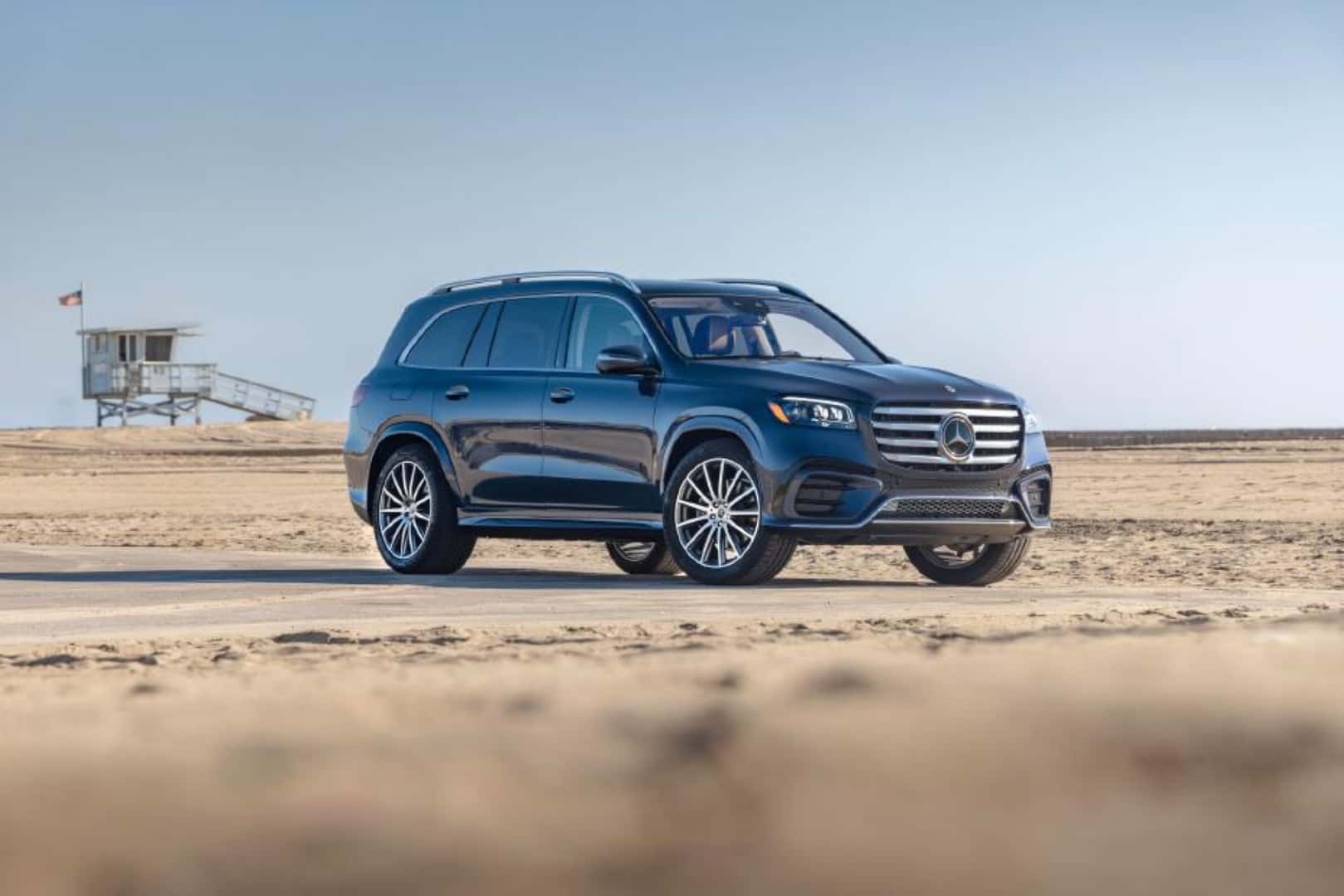 2026 Mercedes-Benz GLS Front and Passenger Side View