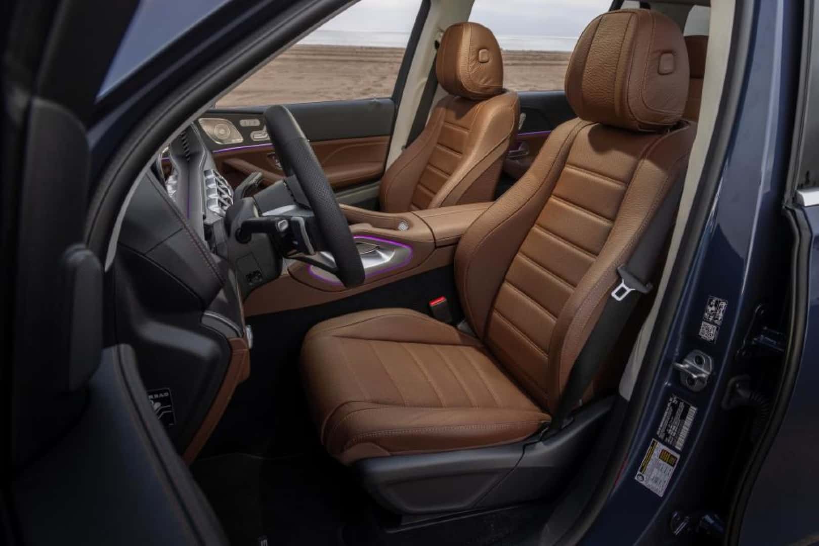 2026 Mercedes-Benz GLS 450 Front Seat Interior