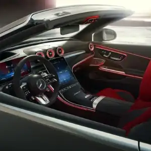2026 Mercedes-Benz CLE Cabriolet Front Seat with Cascading Console