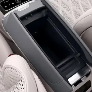2026 Mercedes-Benz EQS SUV Open Armrest