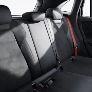2026 Mercedes-Benz GLA SUV Folding Rear Seats