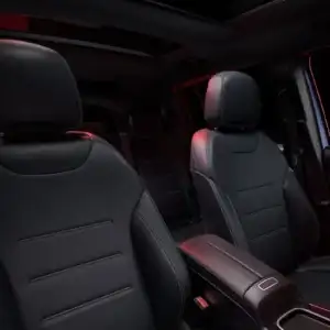 2026 Mercedes-Benz GLB SUV Front Row Seating