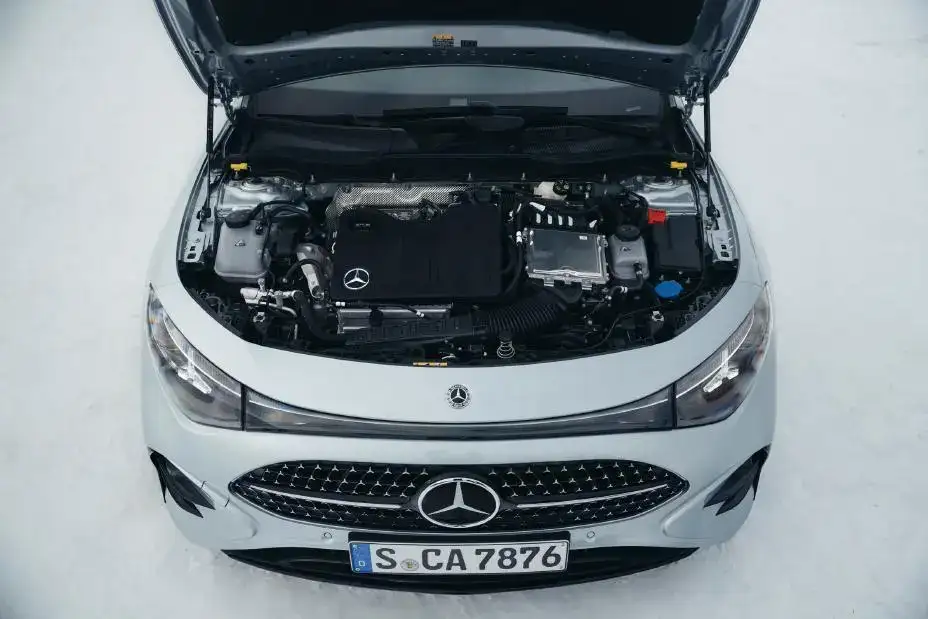 2027 Mercedes-Benz CLA 220 Hybrid under the hood