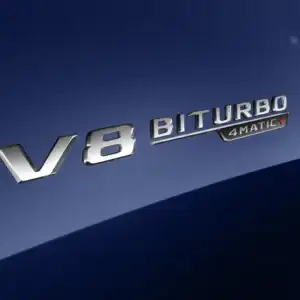 2026 Mercedes-Benz 48 Biturbo 4MATIC Badging