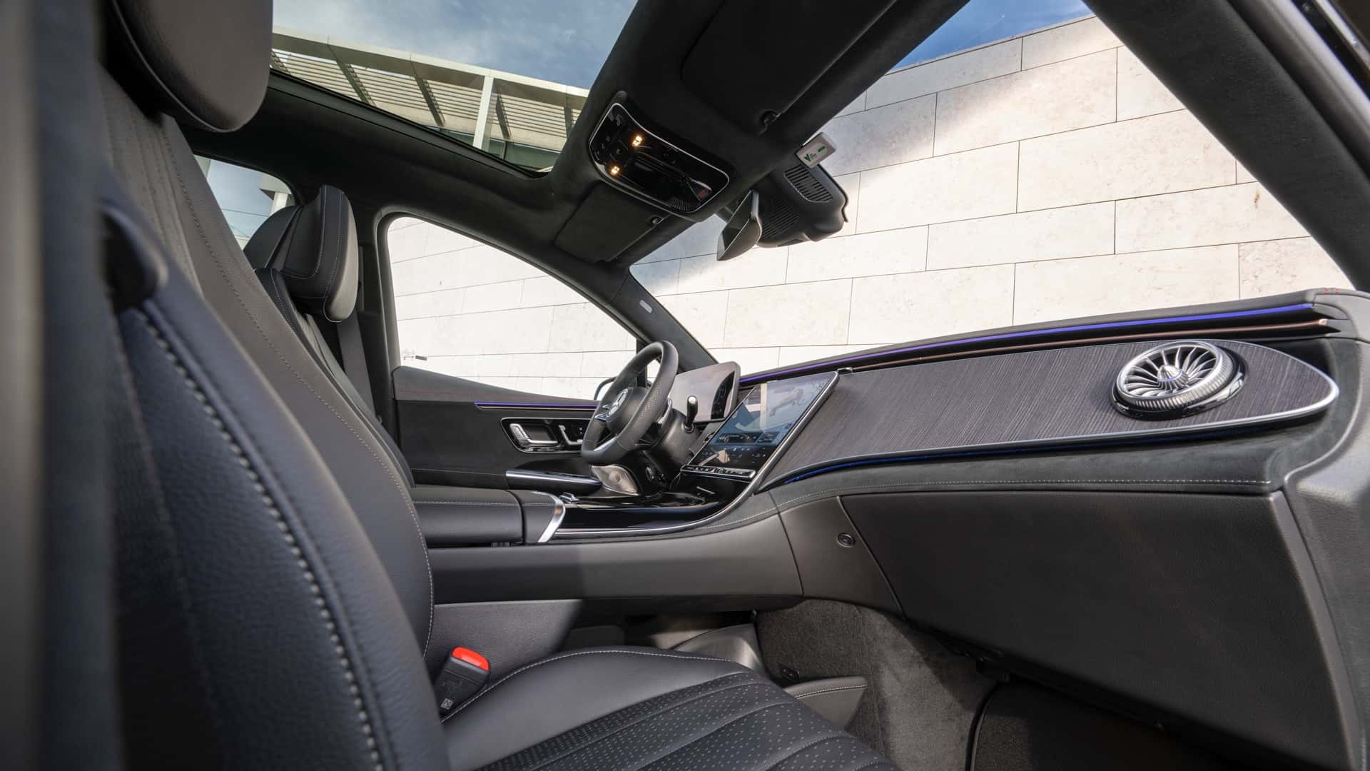 2026 Mercedes-Benz EQE 320+ SUV Interior View