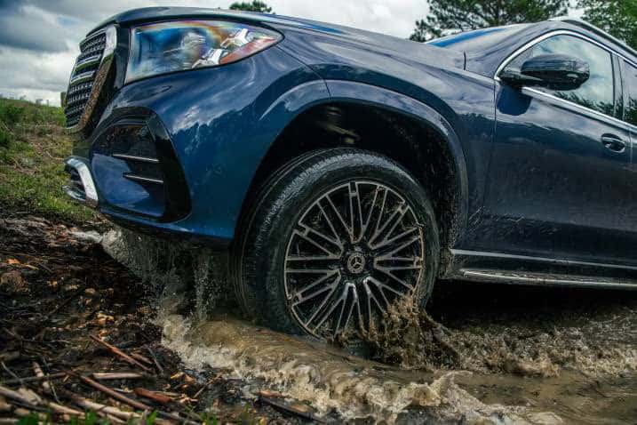 2027 Mercedes-Benz GLS Review: Luxury SUV & Off-Road Capability