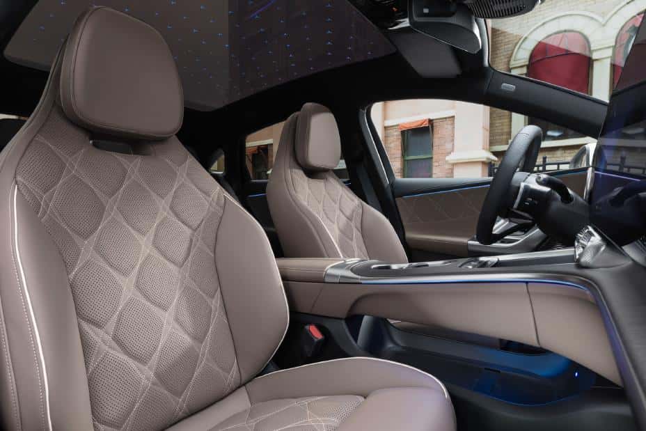 Mercedes E-Class Interior View of Front Seats