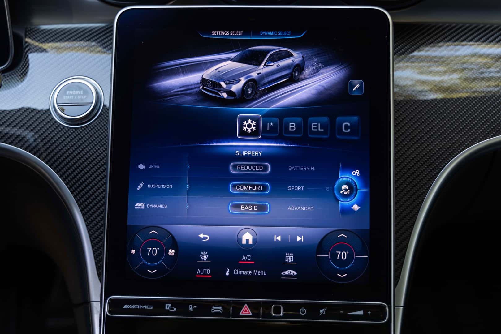 The Colorful And Detailed Infotainment Center Of The Deluxe 2026 Mercedes-AMG(R) C 43