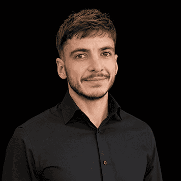 Nuri  Akkus