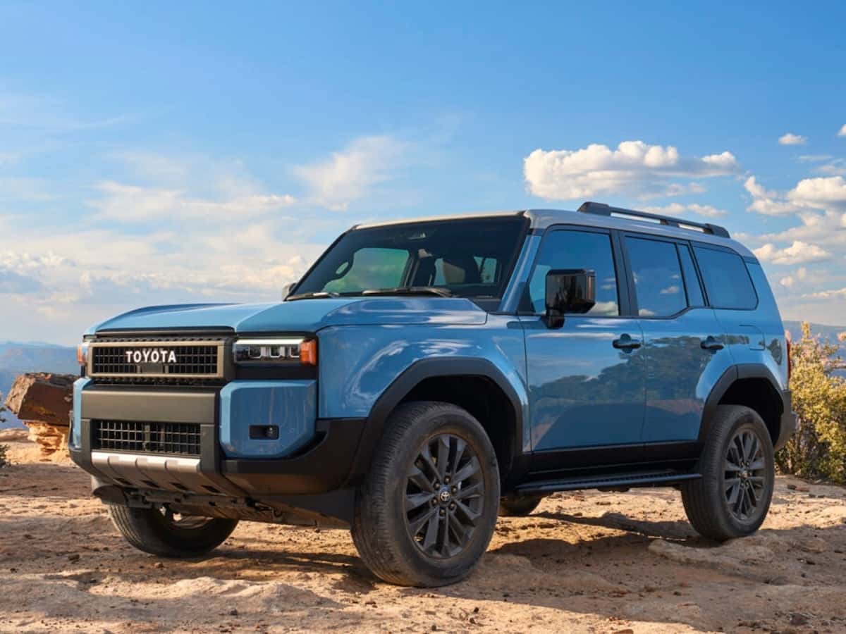 2027 Toyota Land Cruiser Heritage Blue