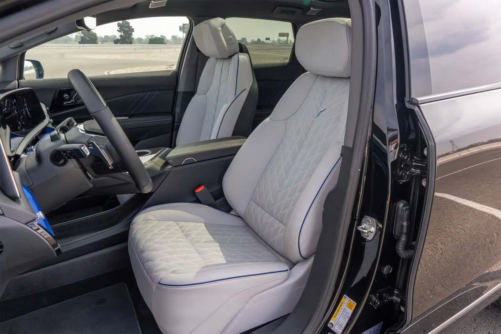 2026 Cadillac Optiq V-7 Front Seats