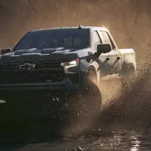2026 Chevrolet Silverado 1500 Driving through Water