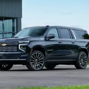 2026 Chevrolet Suburban Front and Driver's Side 3/4 Profile