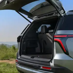 2026 Chevrolet Traverse Sterling Gray Metallic liftgate open