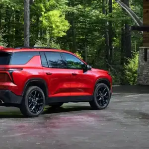 2026 Chevrolet Traverse Parked in Driveway