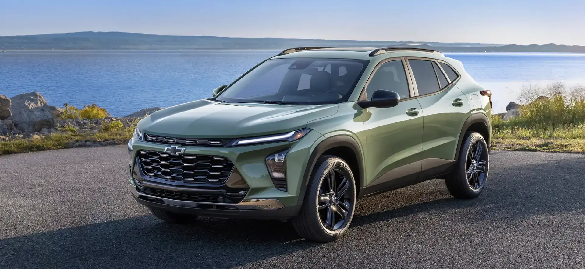 2026 Chevrolet Trax Cacti Green lakeside