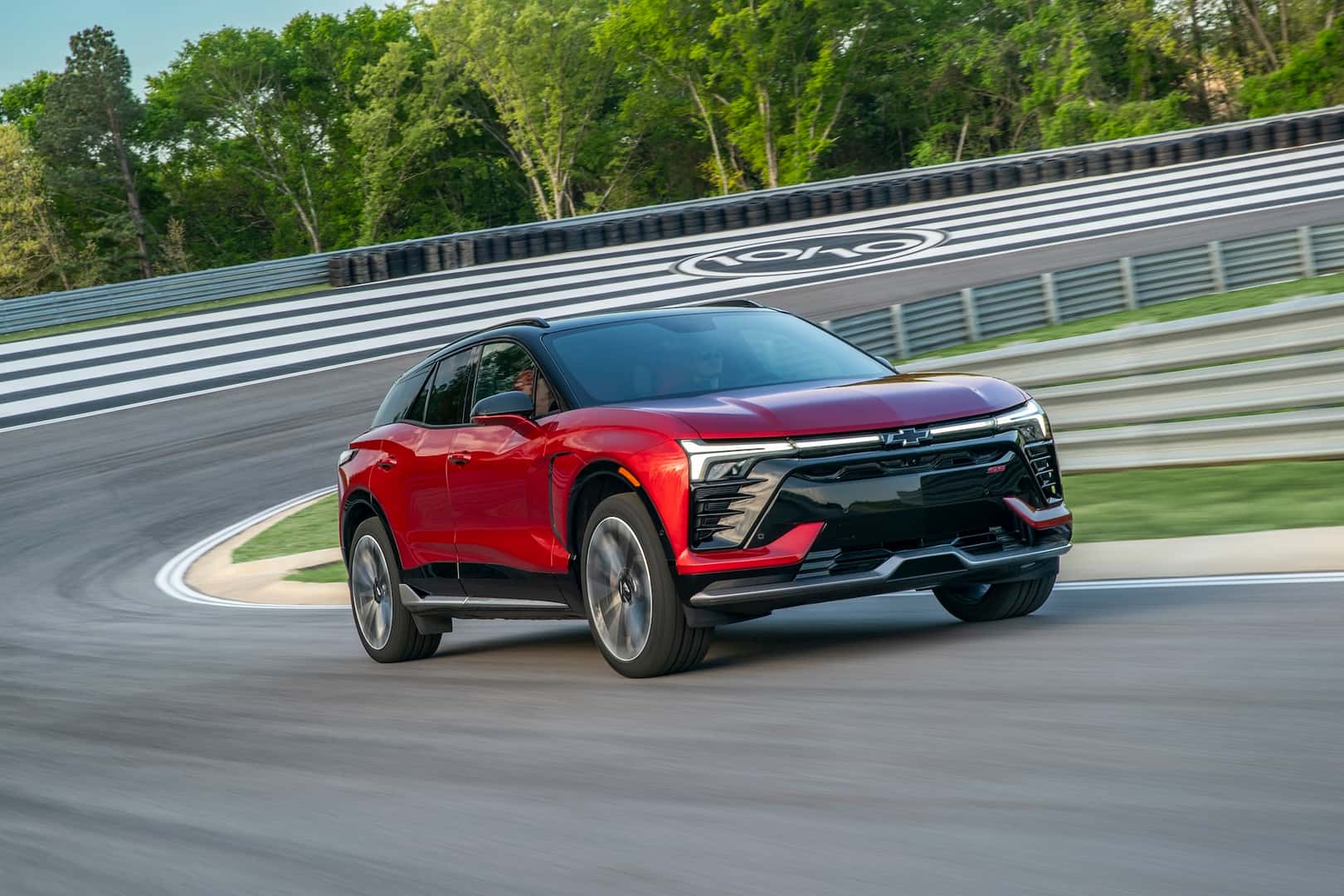 Chevrolet Blazer EV SS Driving