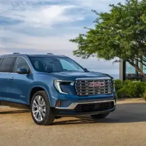 2026 GMC Acadia Front 3/4 Passenger Side View
